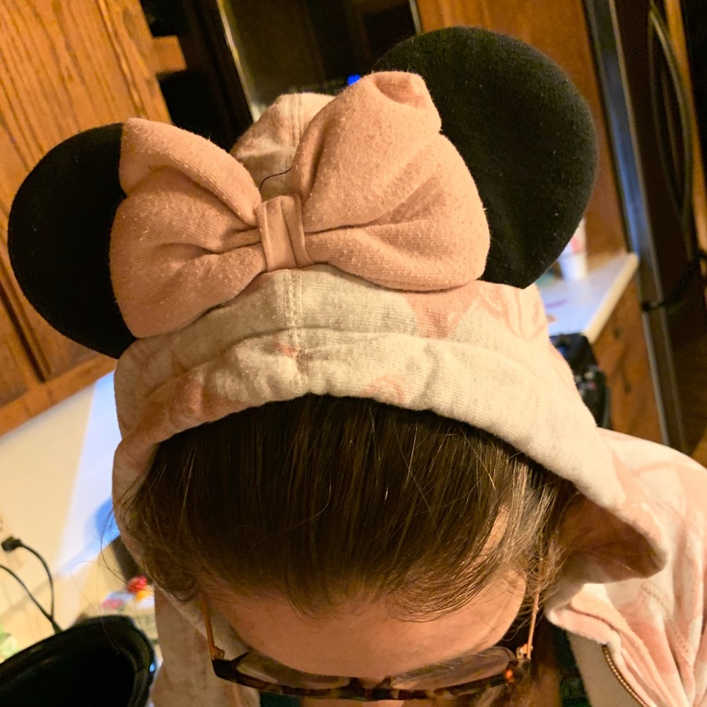 ISO looking for this sweater!!